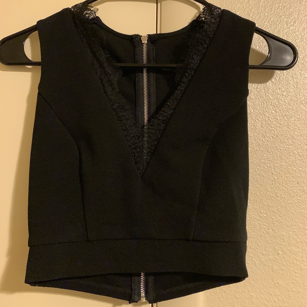 Black crop top